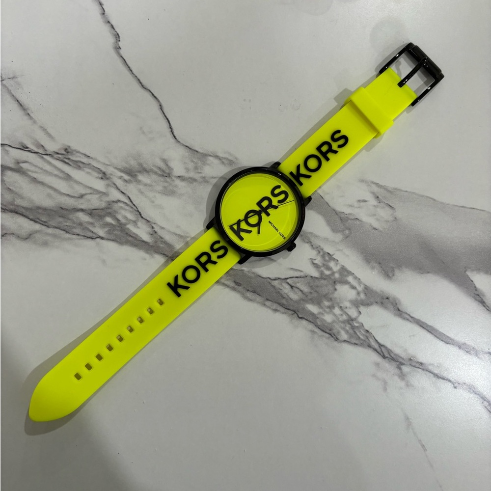 michael kors charley neon green silicone watch